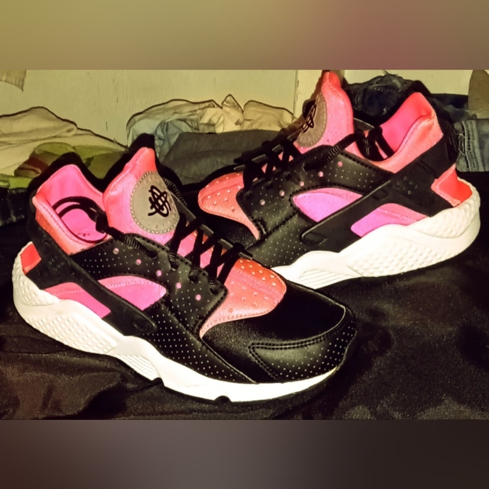 **Nike** Custom (wmns) "Air Huarache"  -Run- 'PINK BLAST'
